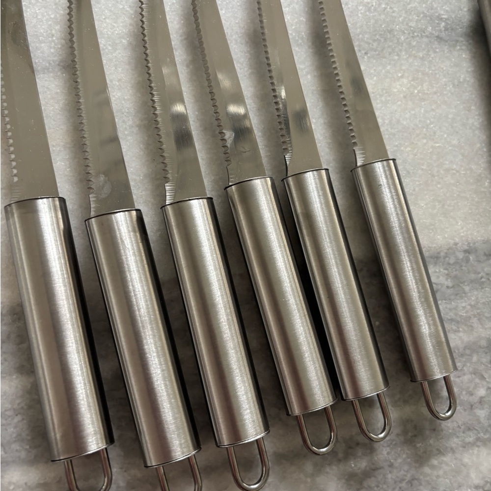 Unused brand🥩🍗, new barbeque outdoor set and utensils six set knife forks🥩🌭